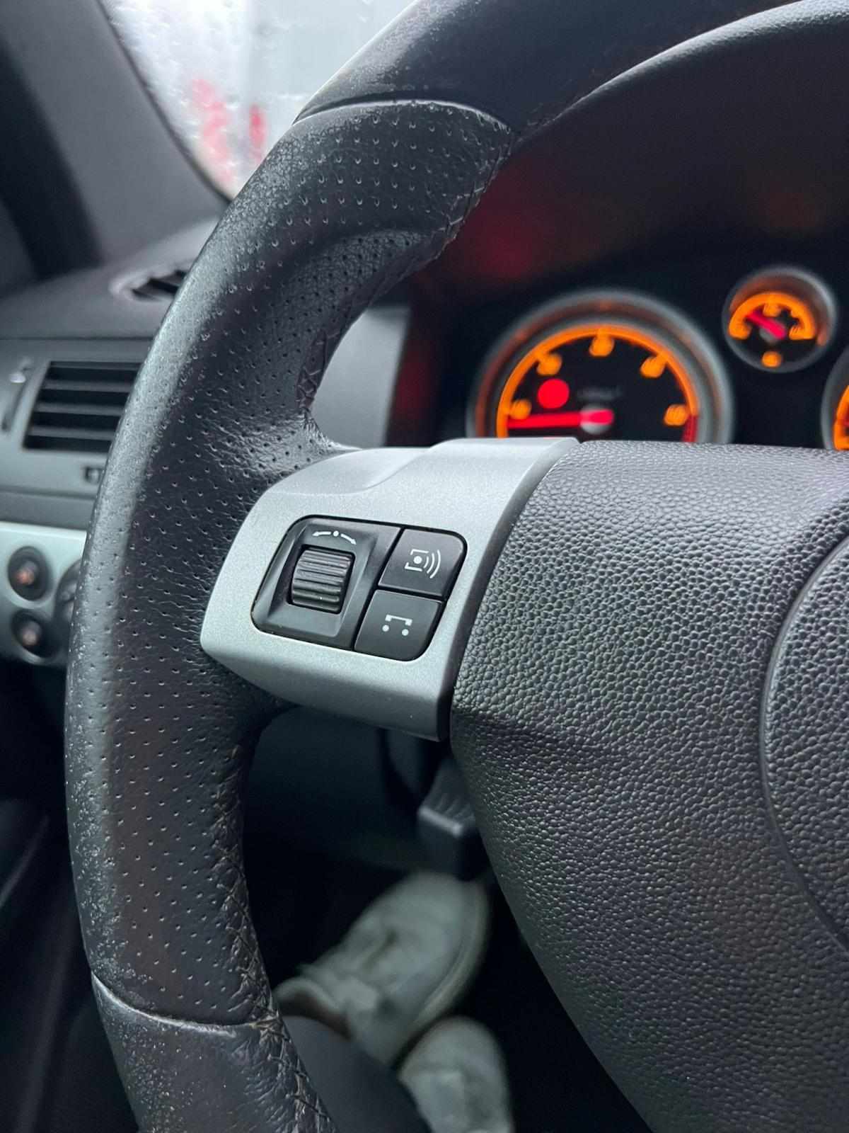 opel-astra-gtc-2010-diesel-1248cc