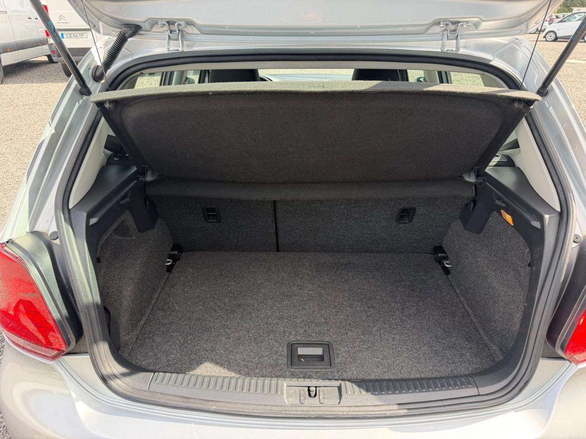 volkswagen-polo-2010-diesel-1199cc