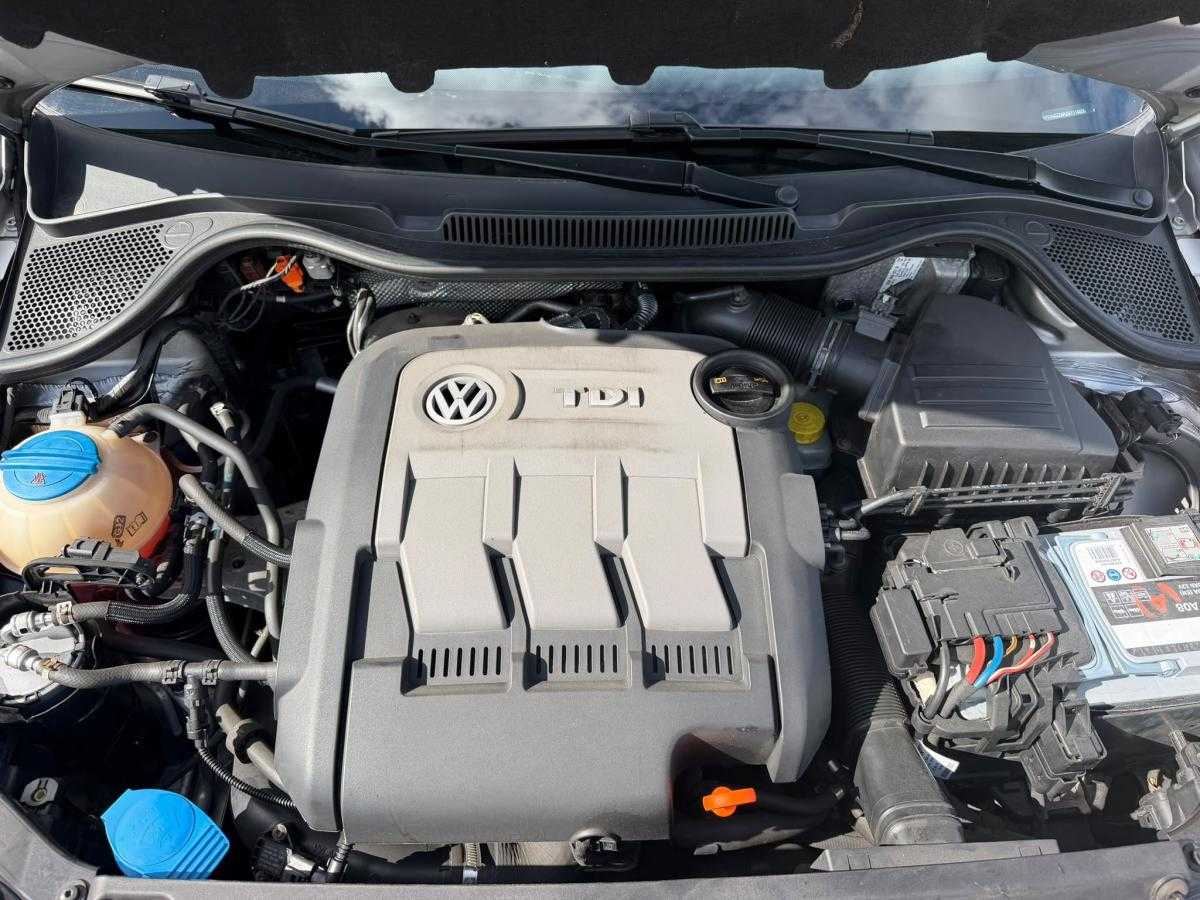 volkswagen-polo-2010-diesel-1199cc