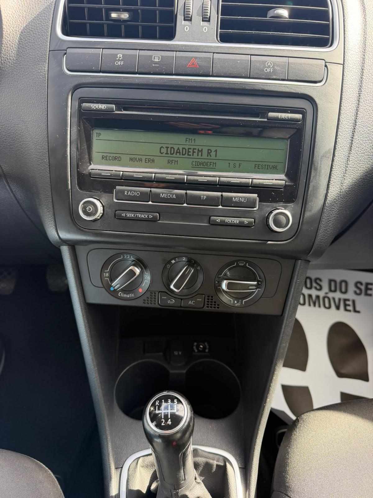 volkswagen-polo-2010-diesel-1199cc