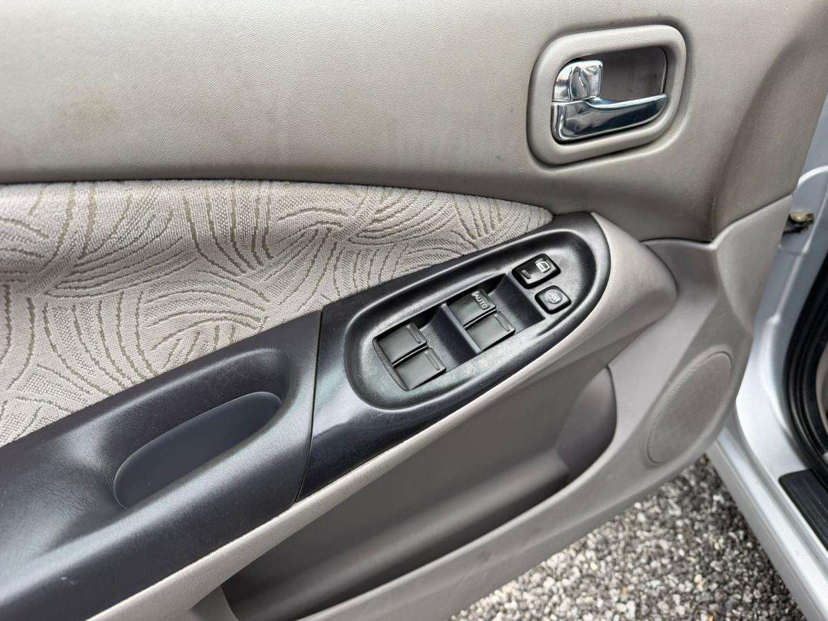 nissan-almera-2000-gasolina-1498cc