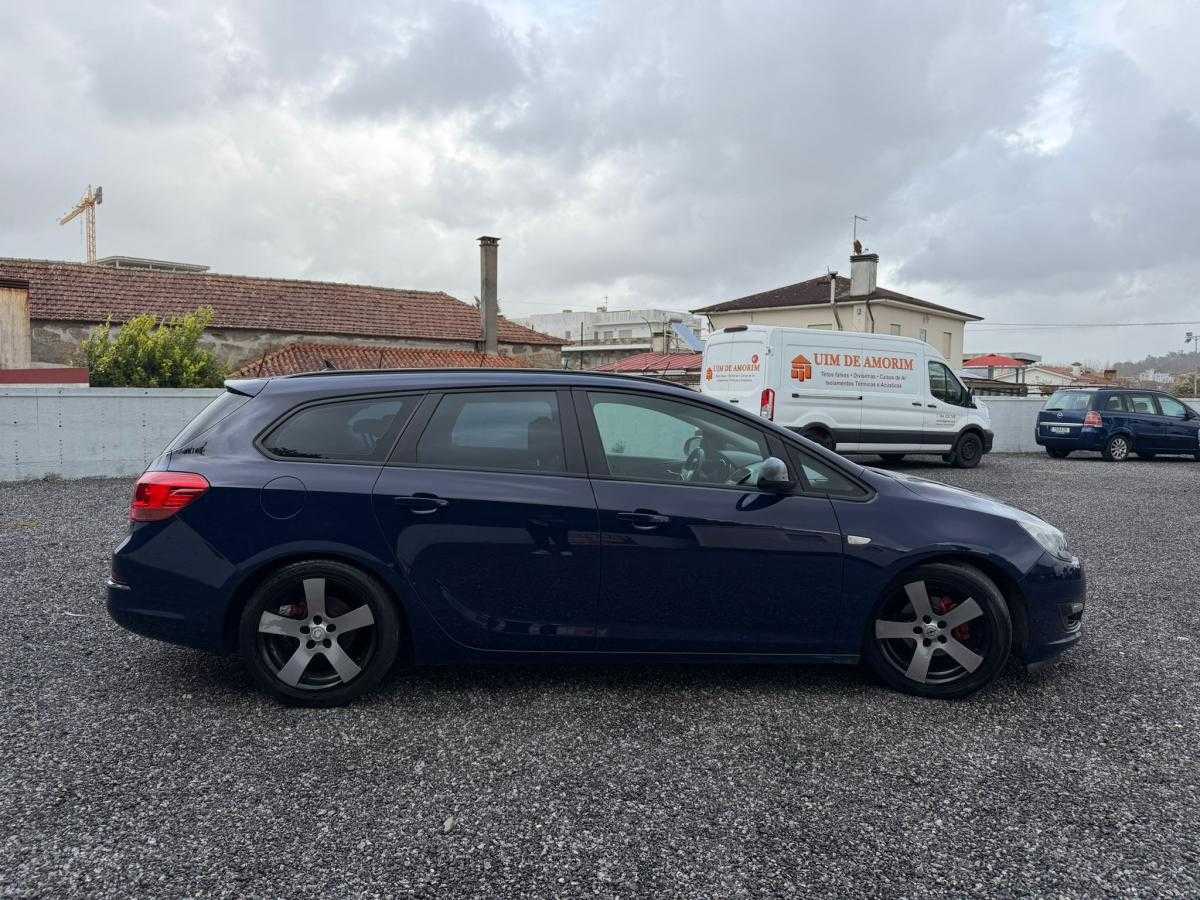 opel-astra-sport-tourer-2013-diesel-1248cc