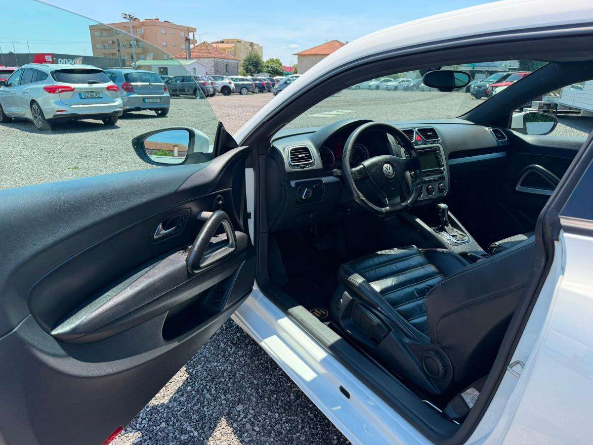 volkswagen-scirocco-2009-diesel-1968cc