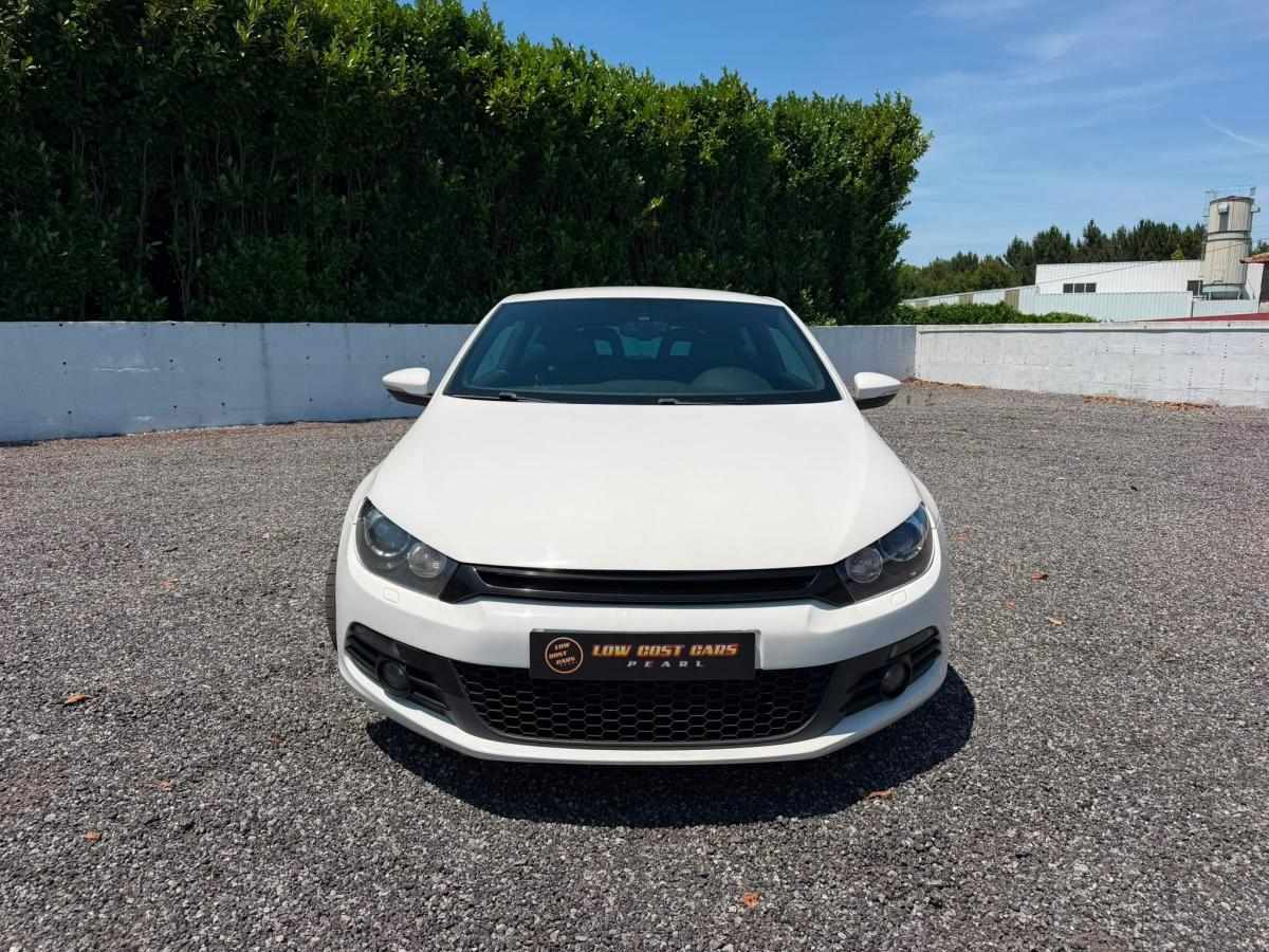 volkswagen-scirocco-2009-diesel-1968cc