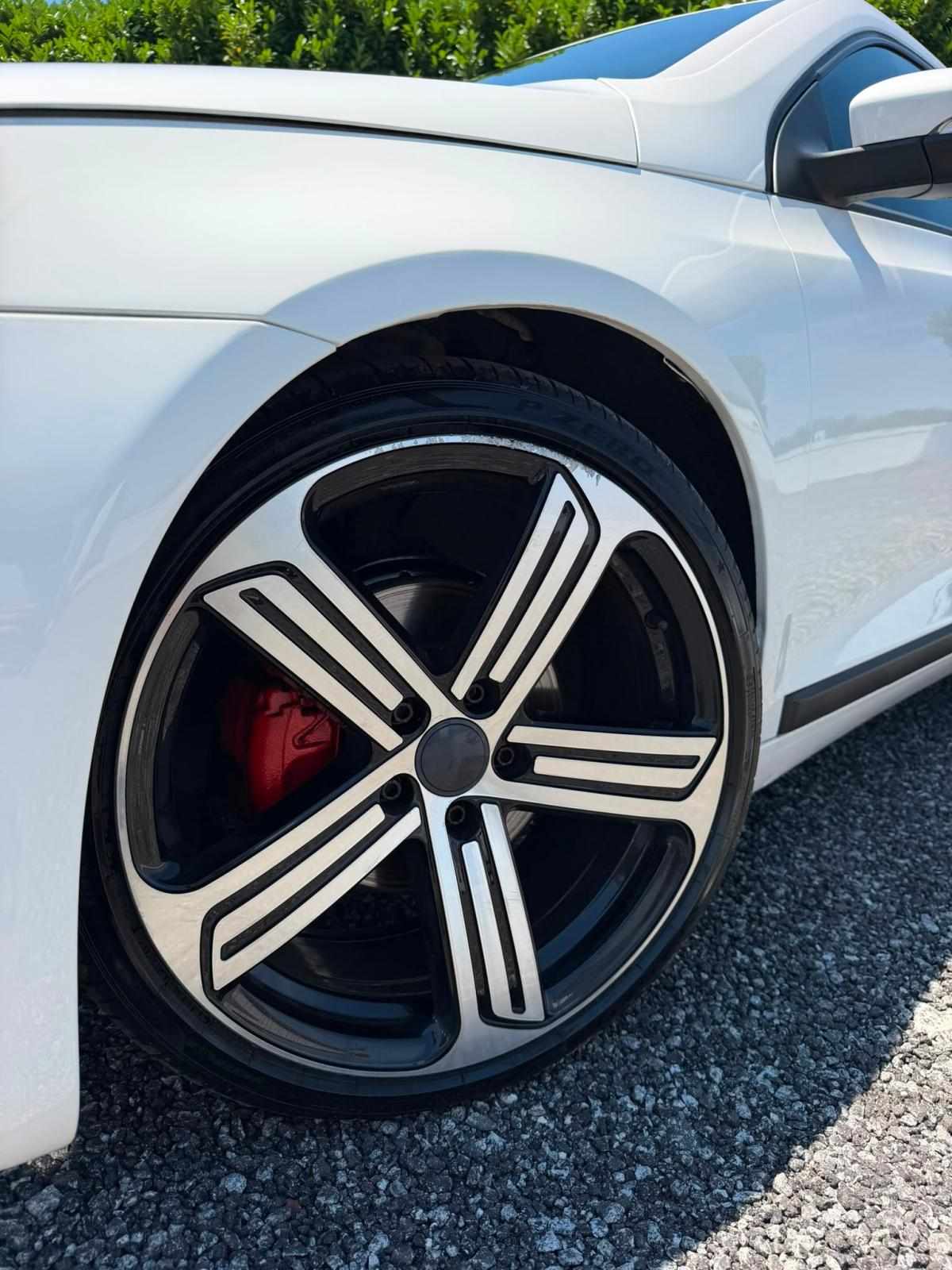 volkswagen-scirocco-2009-diesel-1968cc