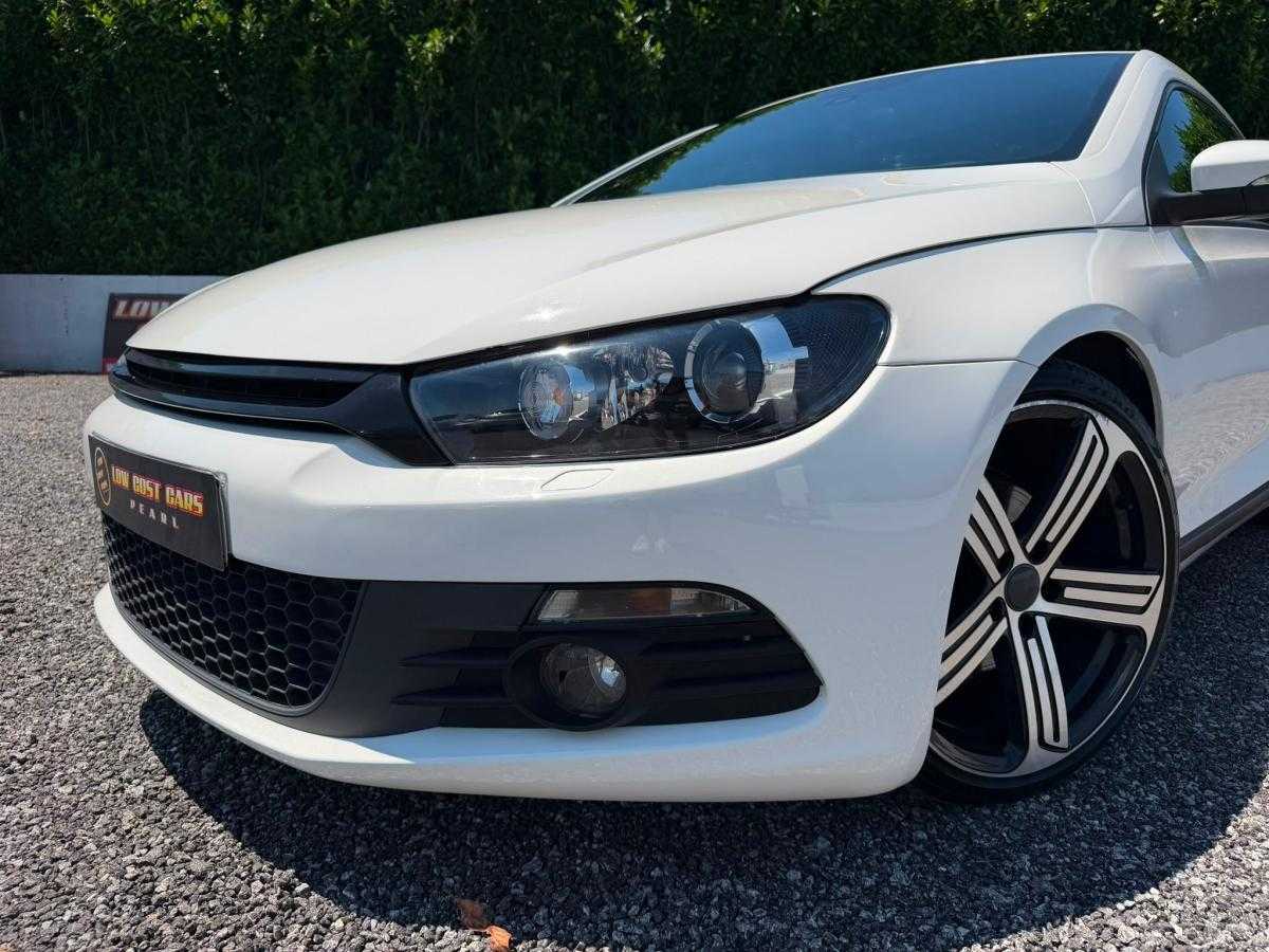 volkswagen-scirocco-2009-diesel-1968cc