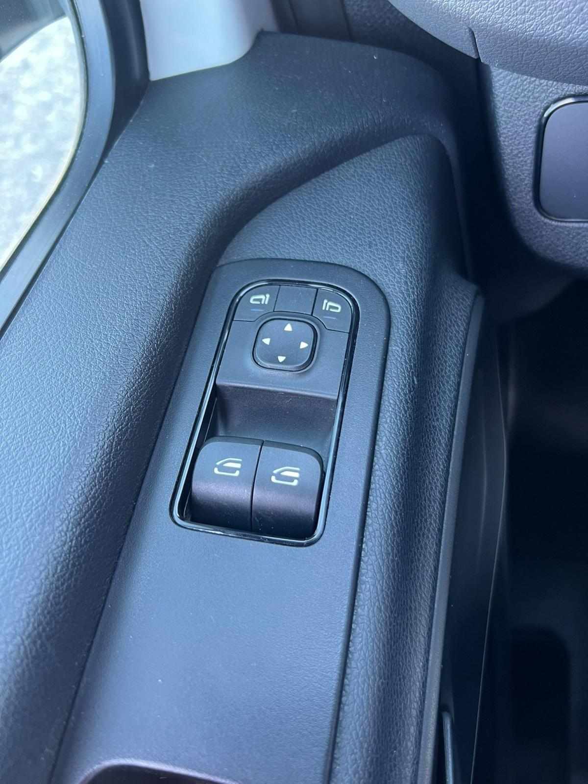 mercedes-benz-sprinter-2021-diesel-1950cc
