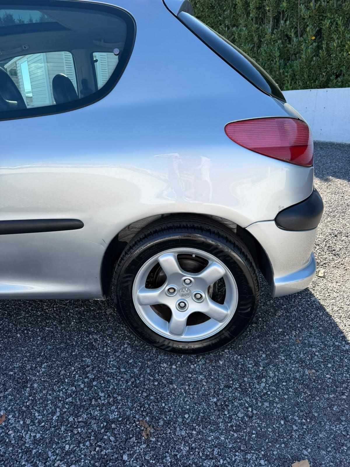 peugeot-206-2001-gasolina-1587cc