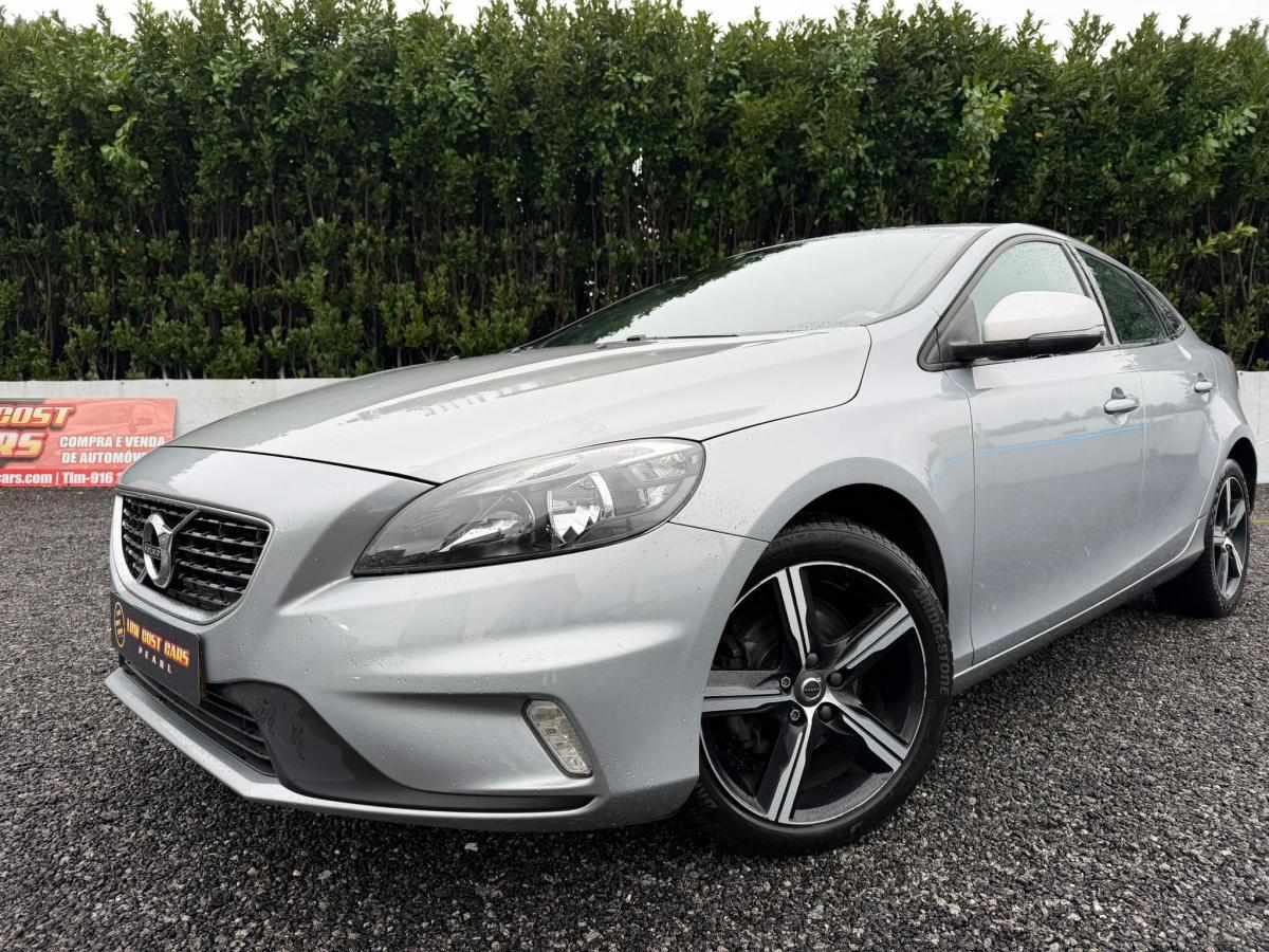 volvo-v40-2017-diesel-1969cc