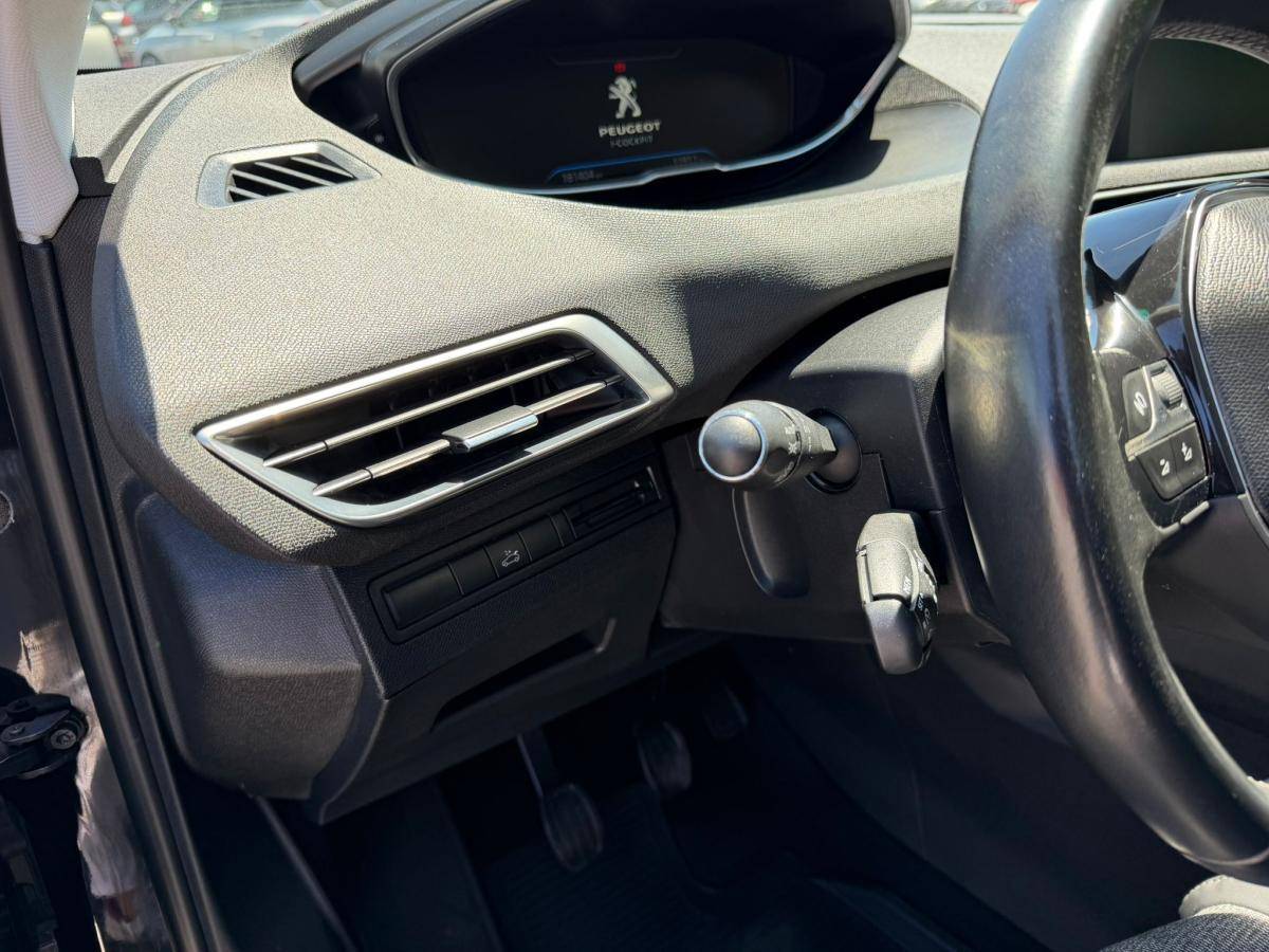 peugeot-3008-2017-diesel-1560cc
