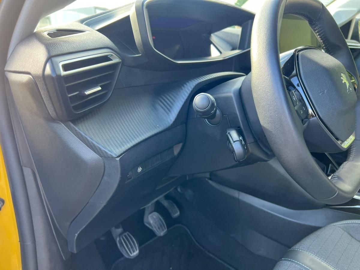 peugeot-208-2023-gasolina-1199cc