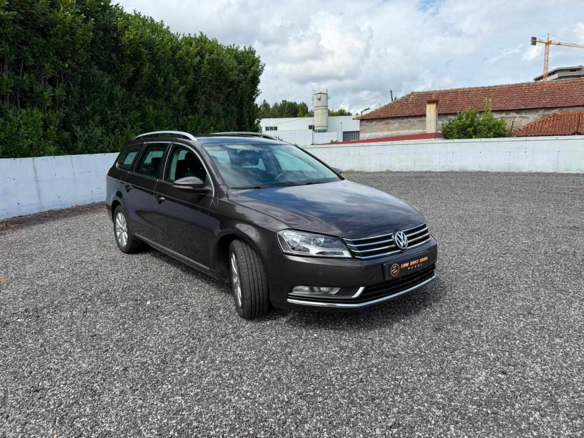 volkswagen-passat-variant-2013-diesel-1598cc