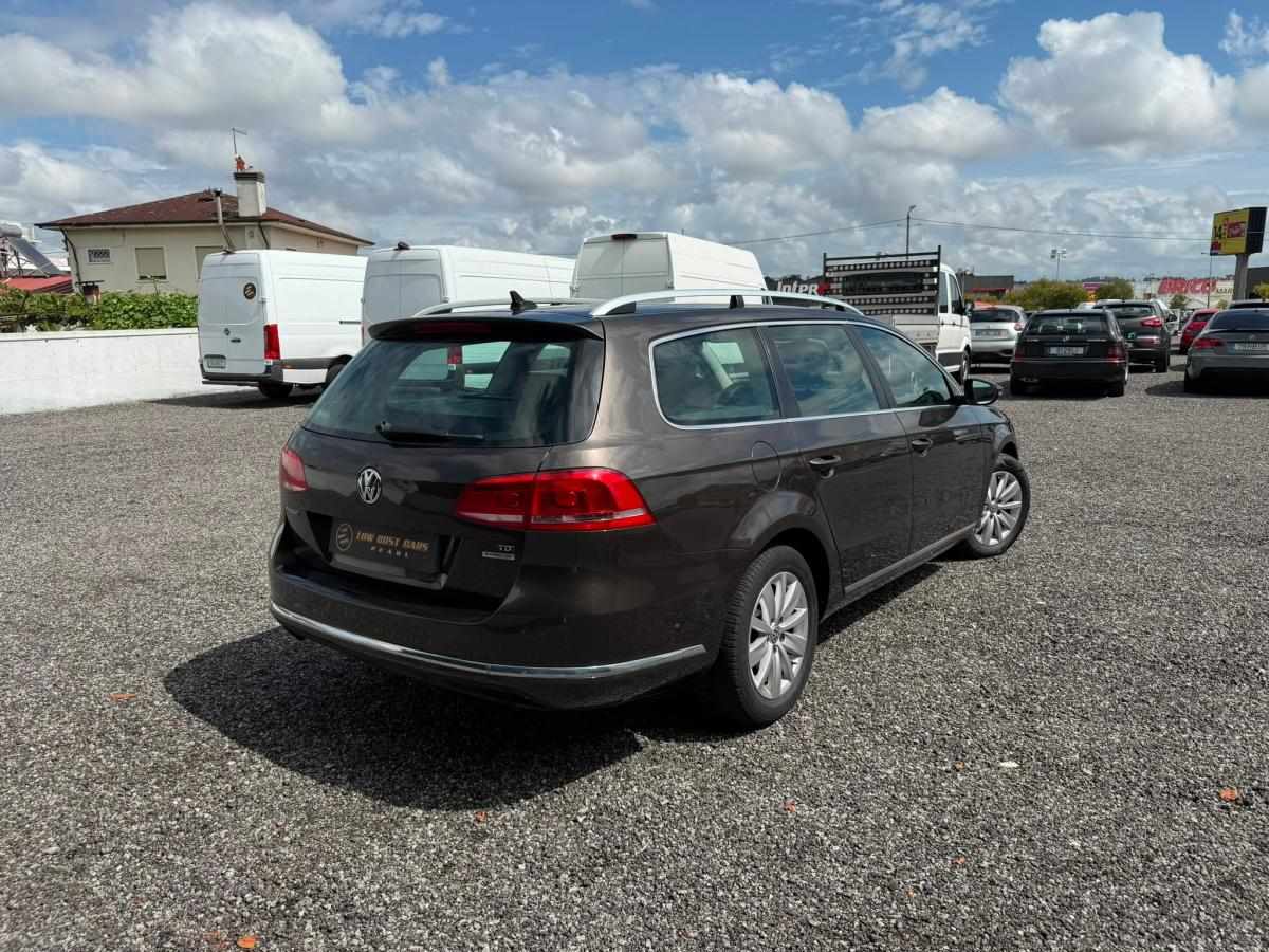 volkswagen-passat-variant-2013-diesel-1598cc