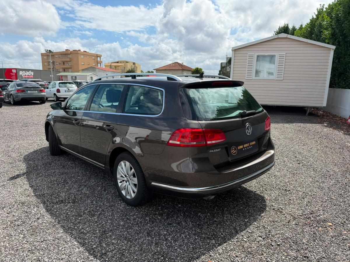 volkswagen-passat-variant-2013-diesel-1598cc