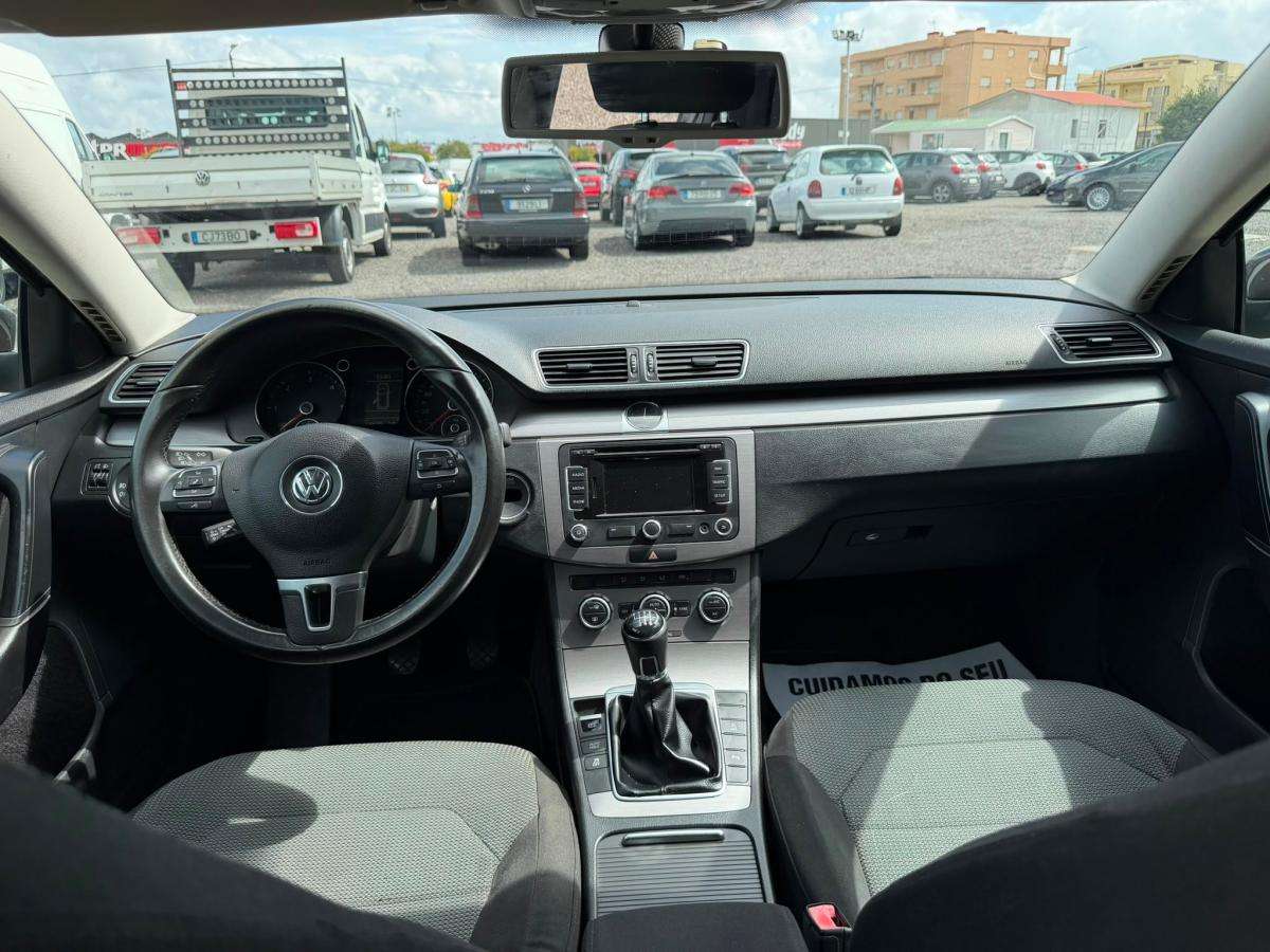 volkswagen-passat-variant-2013-diesel-1598cc