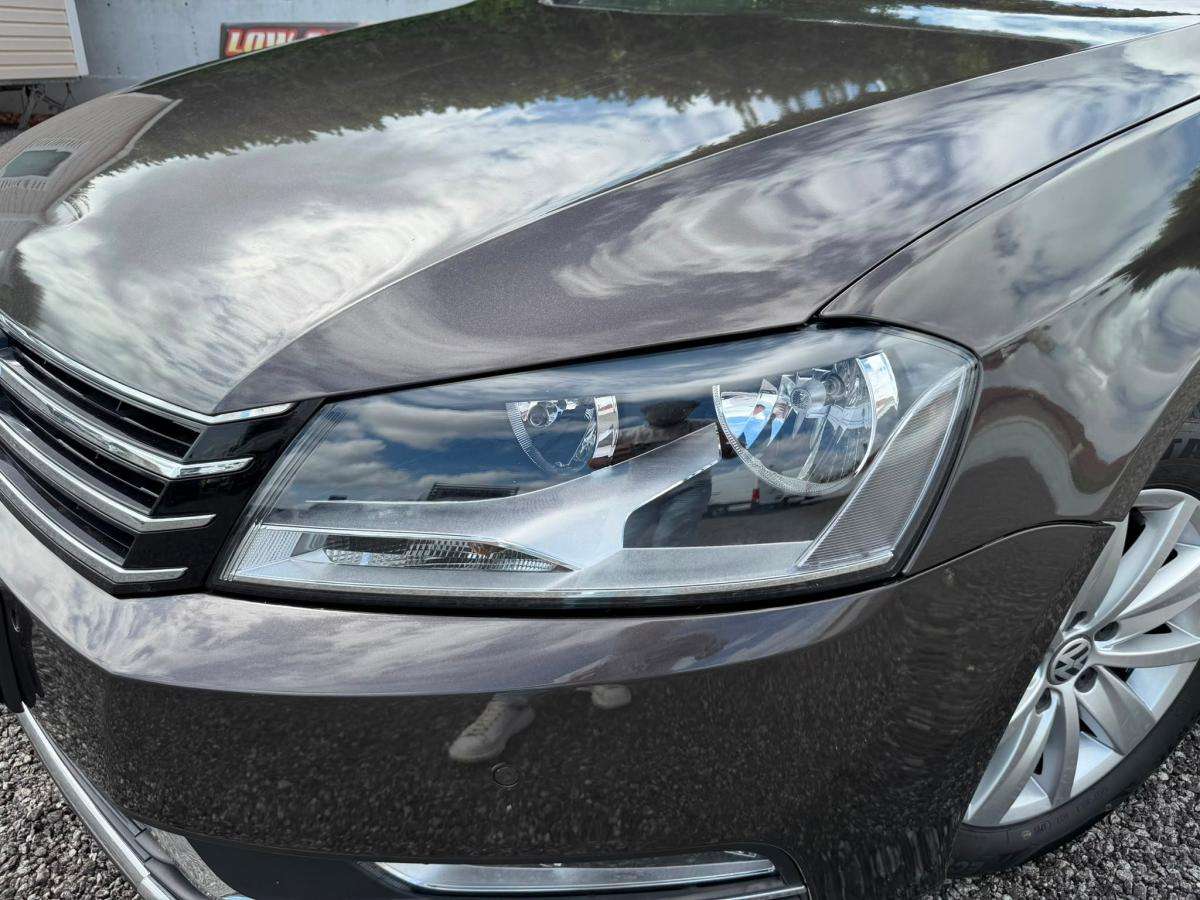 volkswagen-passat-variant-2013-diesel-1598cc