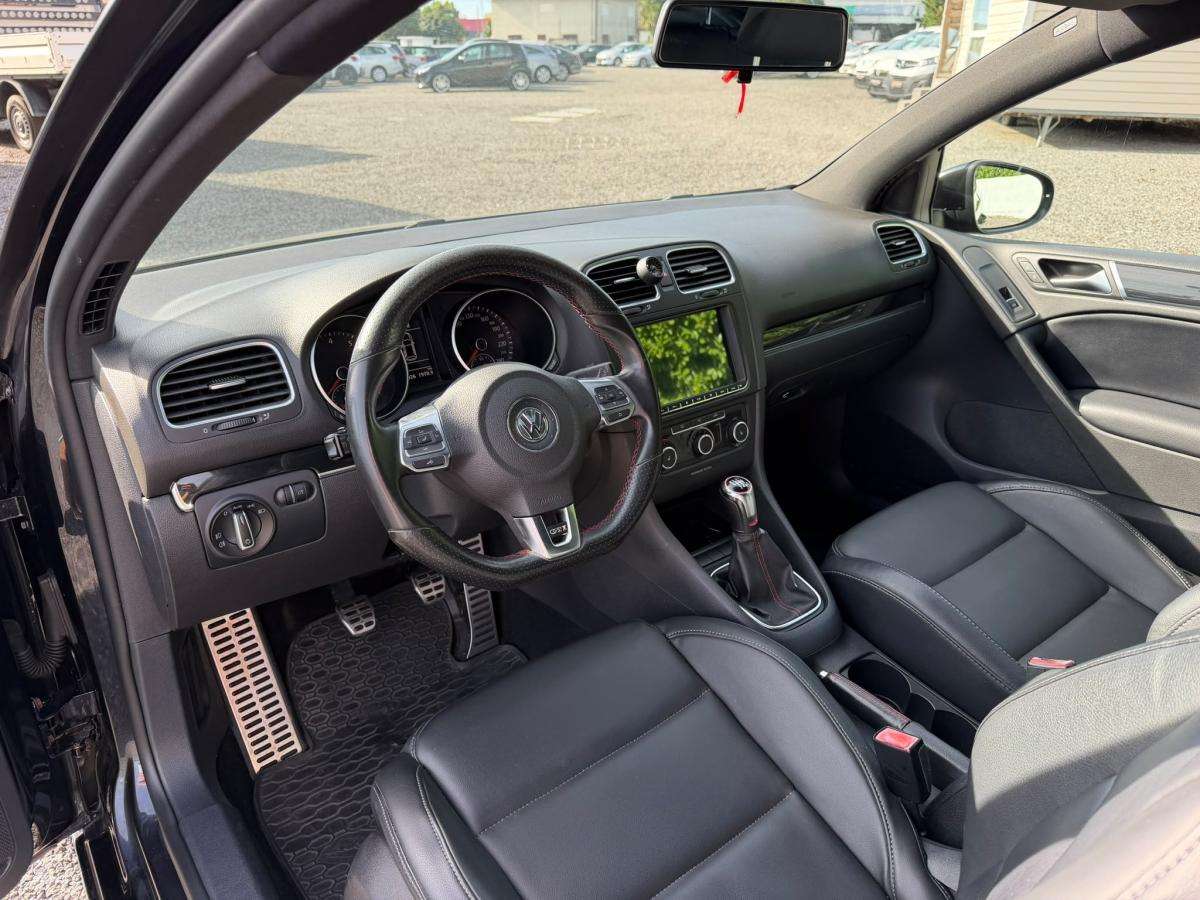volkswagen-golf-2011-gasolina-1984cc
