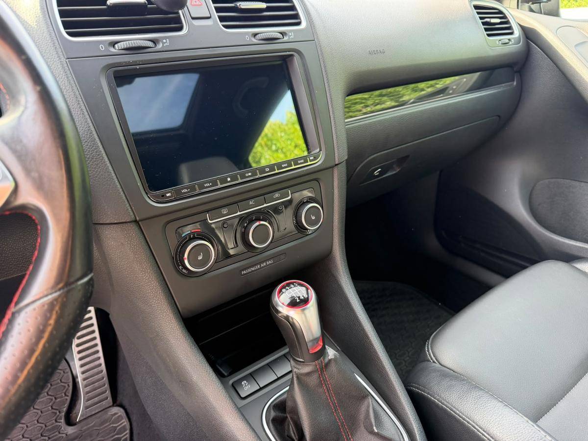 volkswagen-golf-2011-gasolina-1984cc