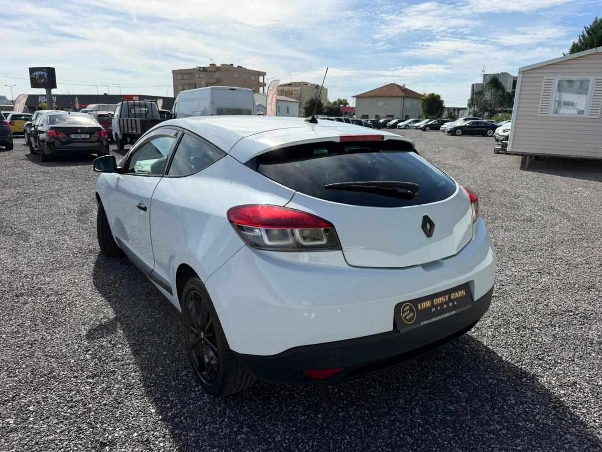 renault-megane-coupe-2010-diesel-1461cc