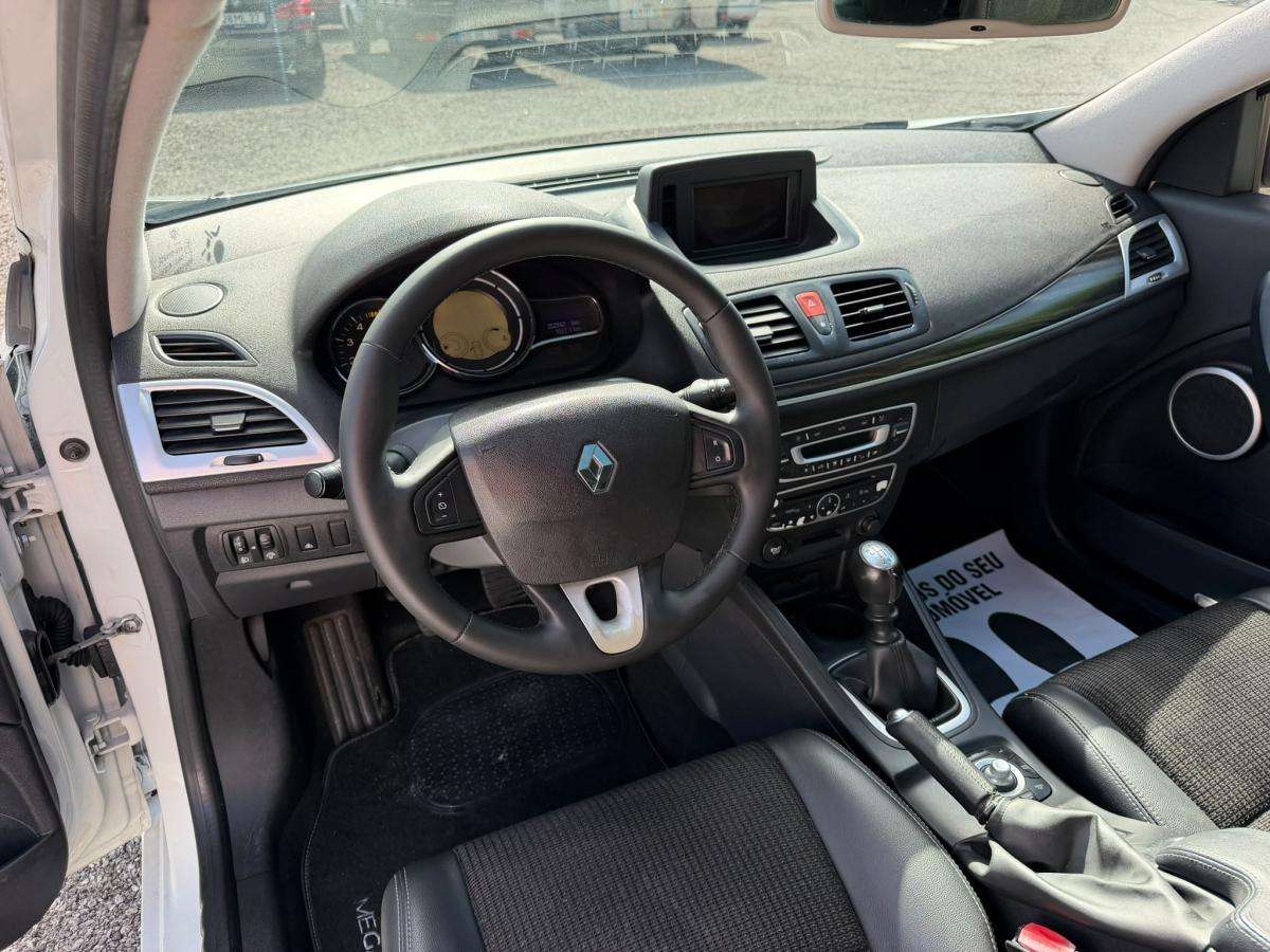 renault-megane-coupe-2010-diesel-1461cc