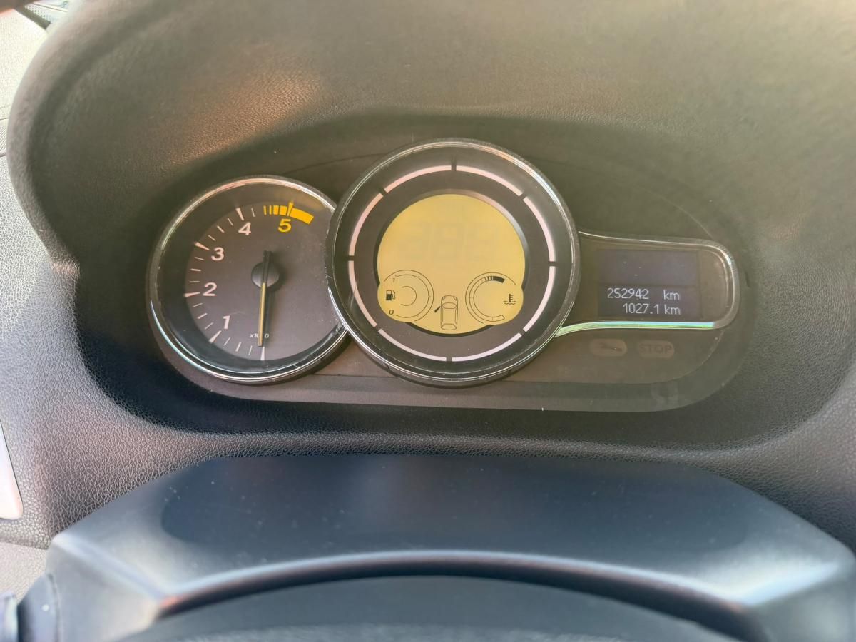 renault-megane-coupe-2010-diesel-1461cc