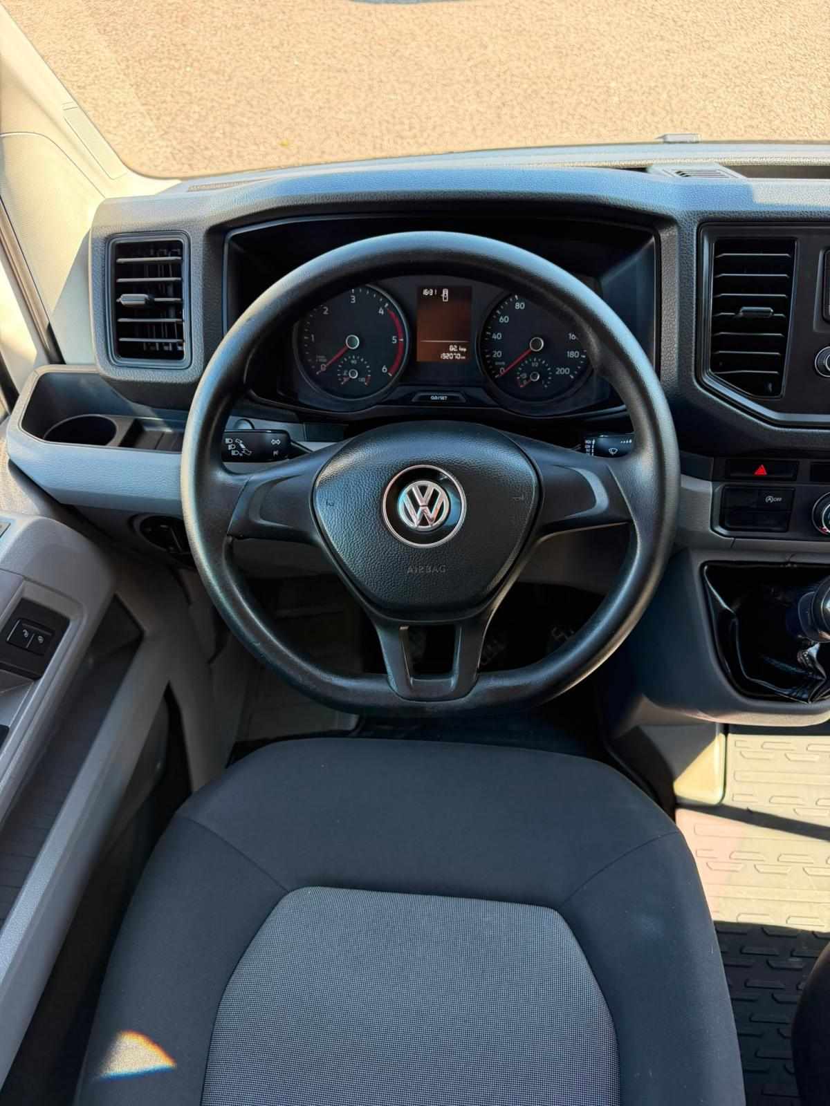 volkswagen-crafter-2018-diesel-1968cc