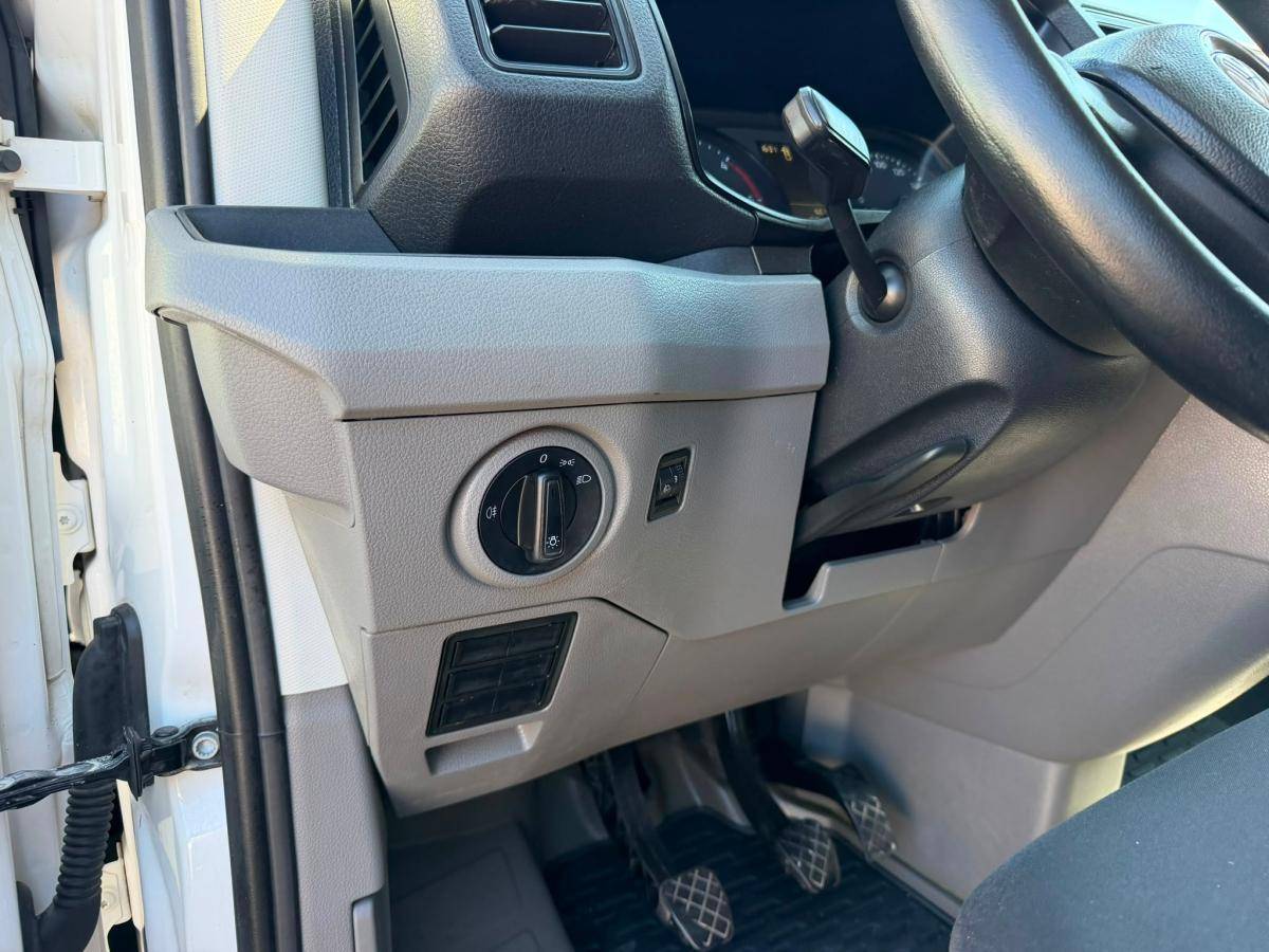 volkswagen-crafter-2018-diesel-1968cc