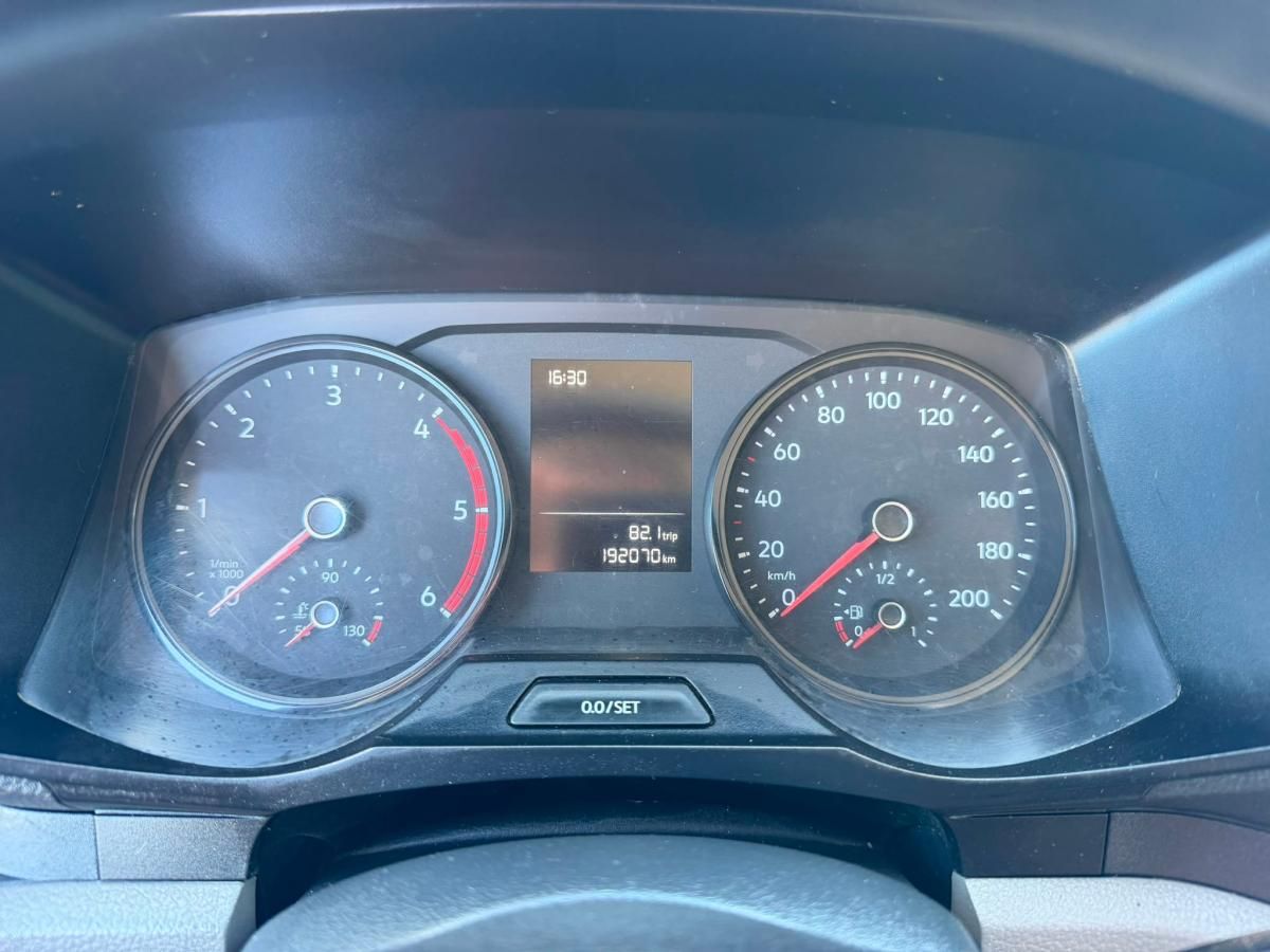 volkswagen-crafter-2018-diesel-1968cc