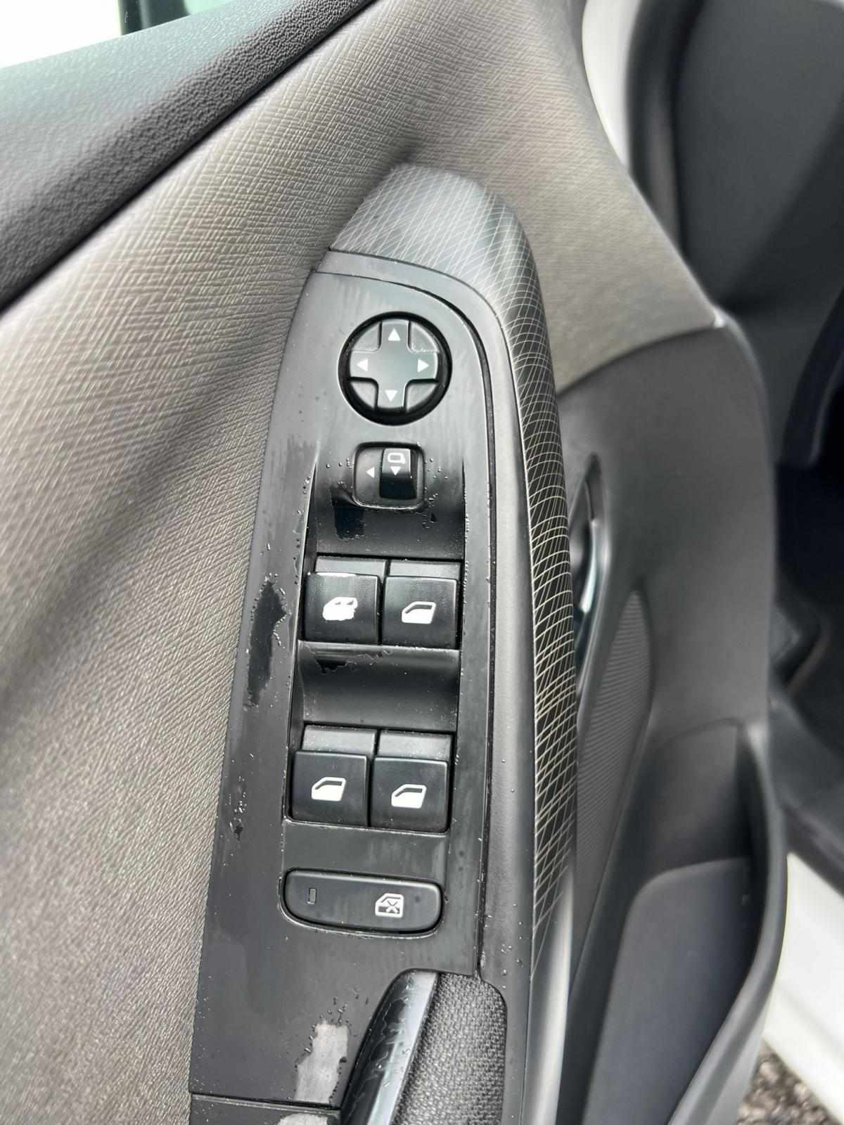 citroen-c4-picasso-2016-diesel-1560cc