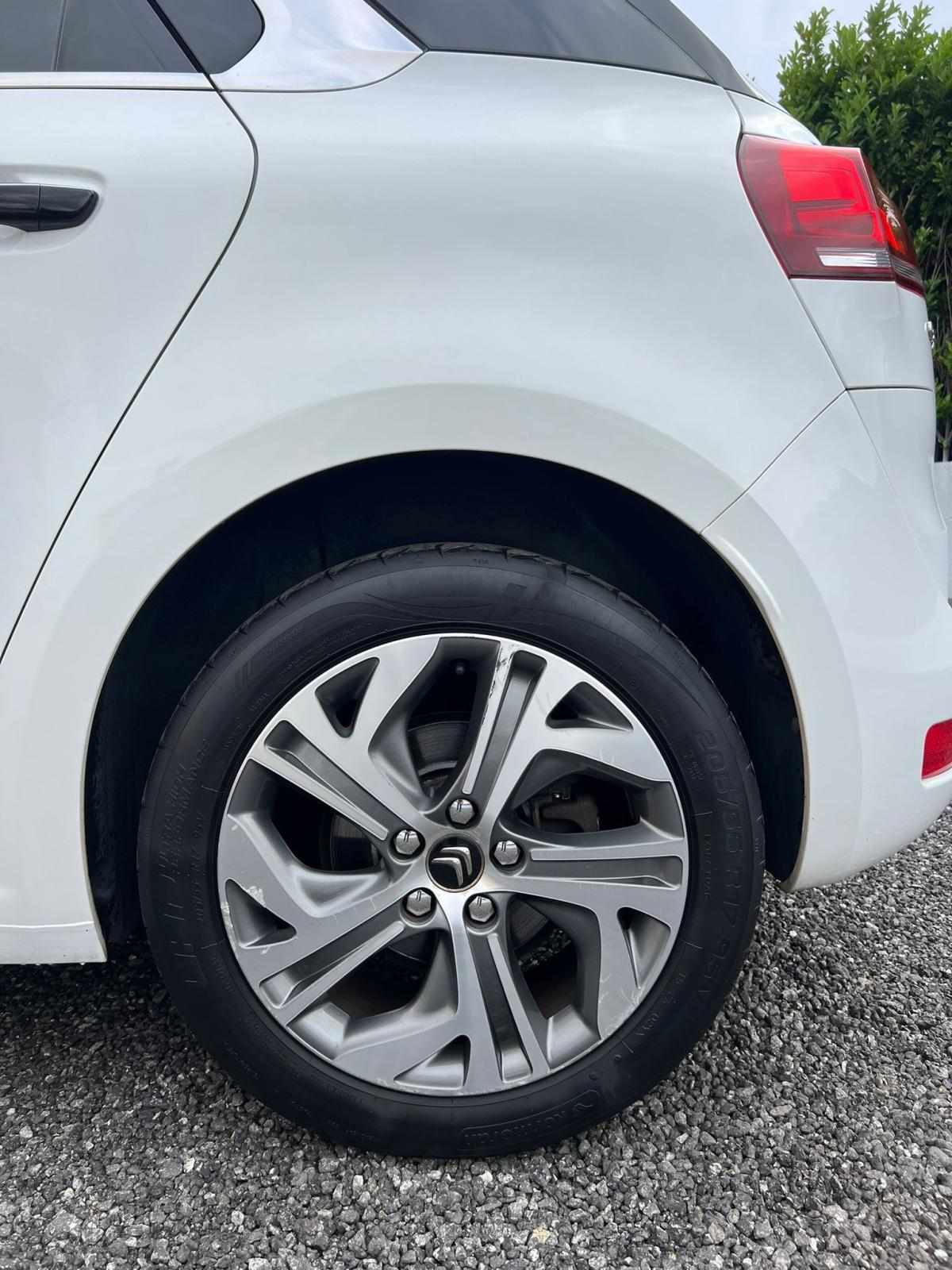 citroen-c4-picasso-2016-diesel-1560cc