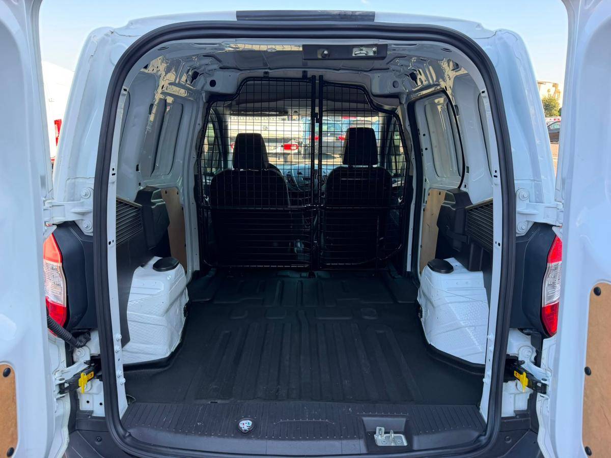 ford-transit-courier-2022-diesel-1499cc