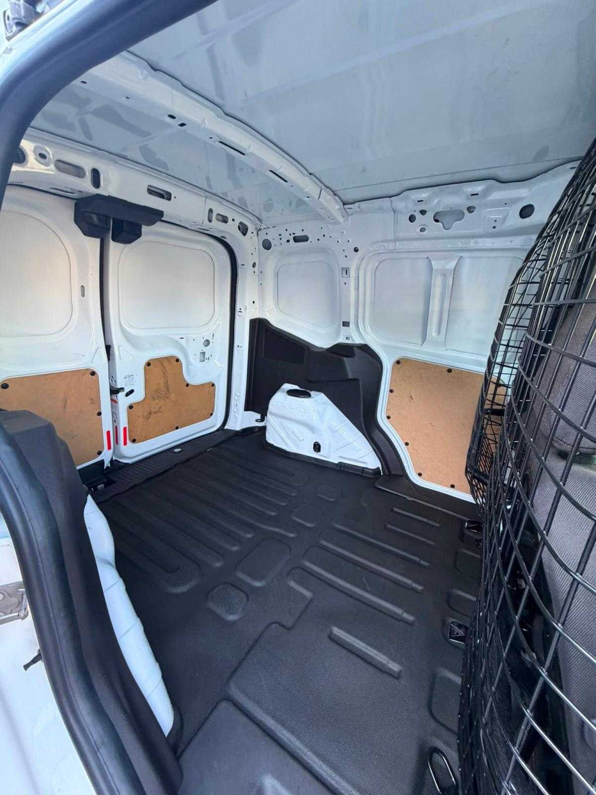 ford-transit-courier-2022-diesel-1499cc