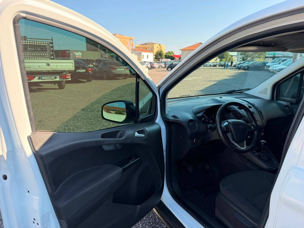 ford-transit-courier-2022-diesel-1499cc