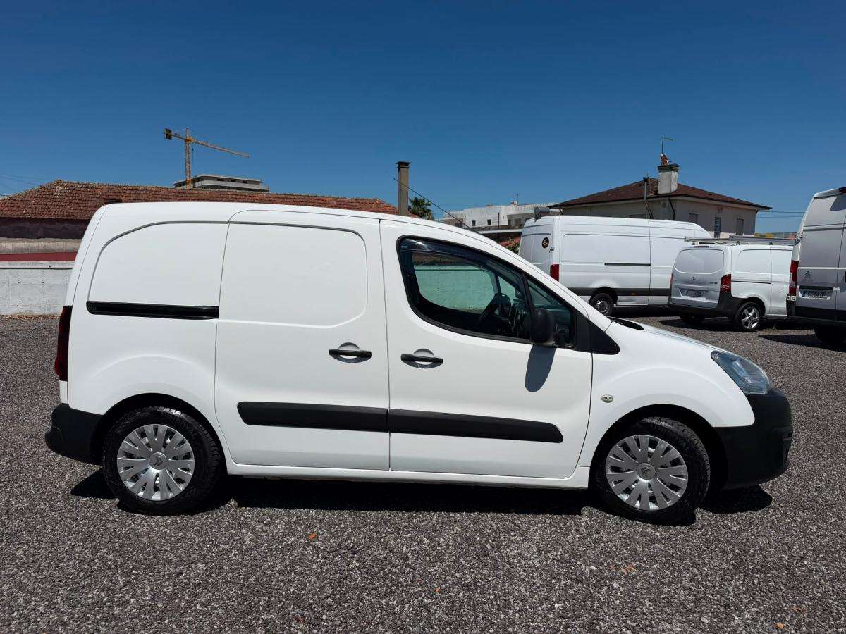 citroen-berlingo-2018-diesel-1560cc