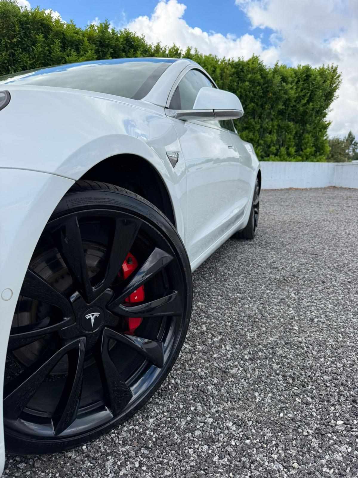 tesla-model-3-2020-eletrico-500cc