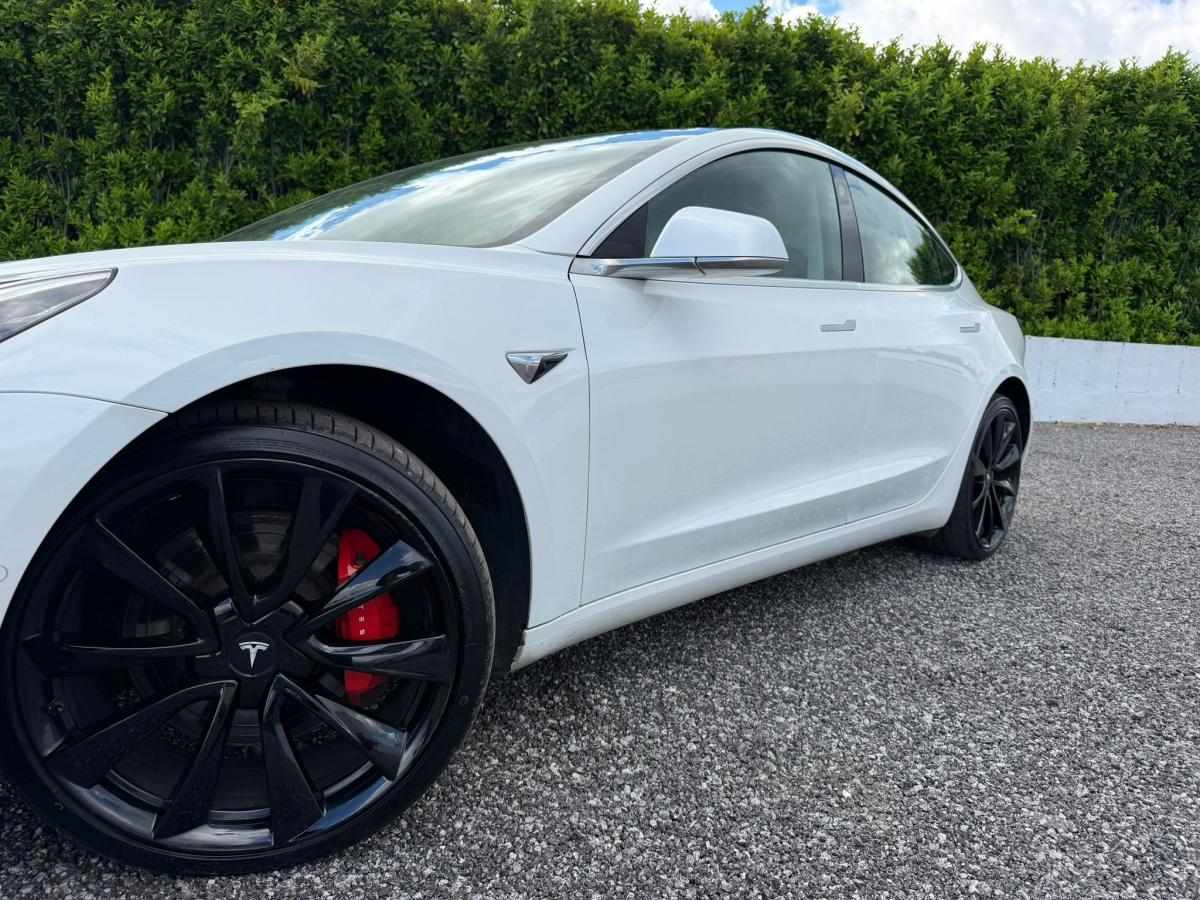 tesla-model-3-2020-eletrico-500cc