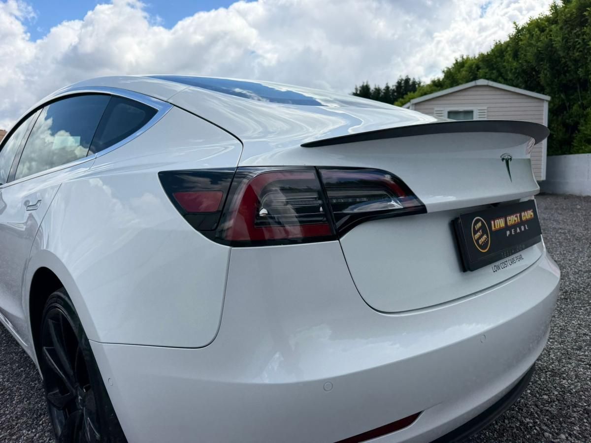 tesla-model-3-2020-eletrico-500cc