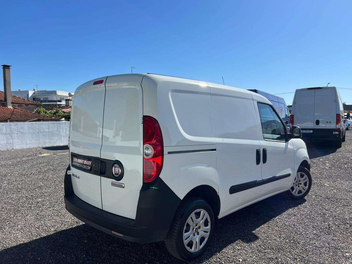 fiat-doblo-2023-diesel-1598cc
