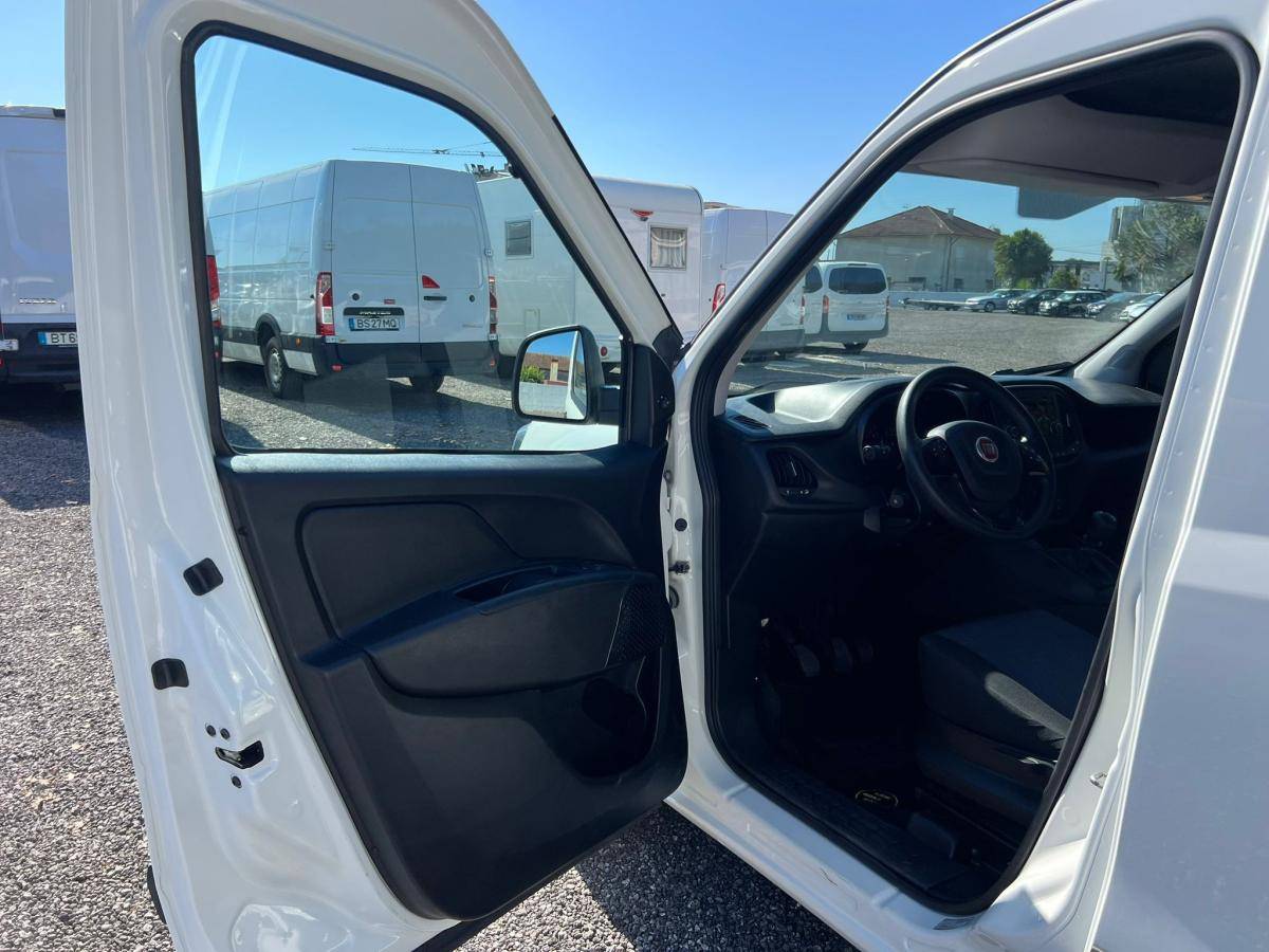 fiat-doblo-2023-diesel-1598cc