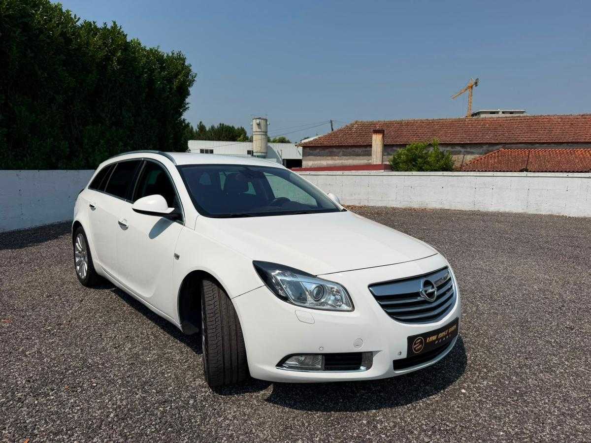opel-insignia-sports-tourer-2011-diesel-1956cc