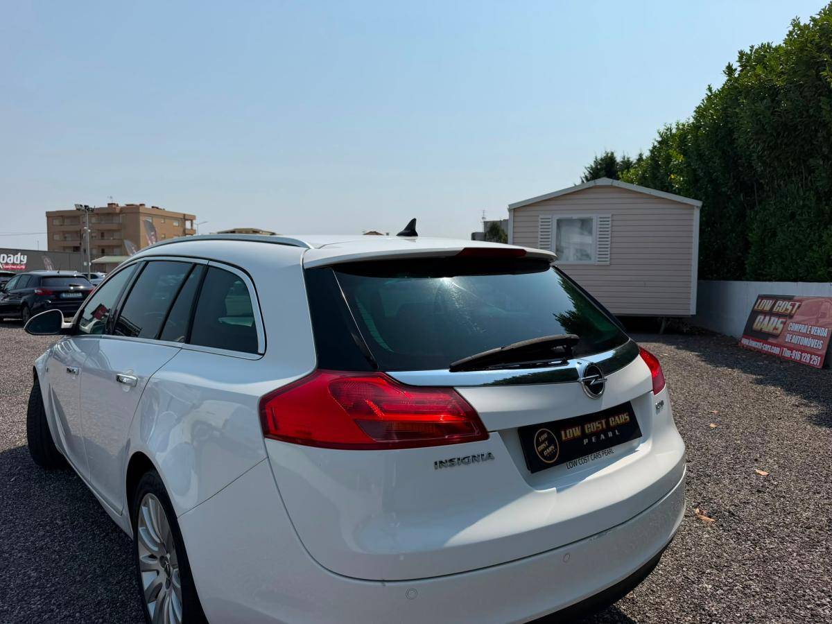 opel-insignia-sports-tourer-2011-diesel-1956cc