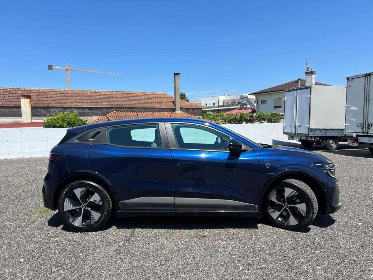 renault-megane-2023-eletrico-0cc