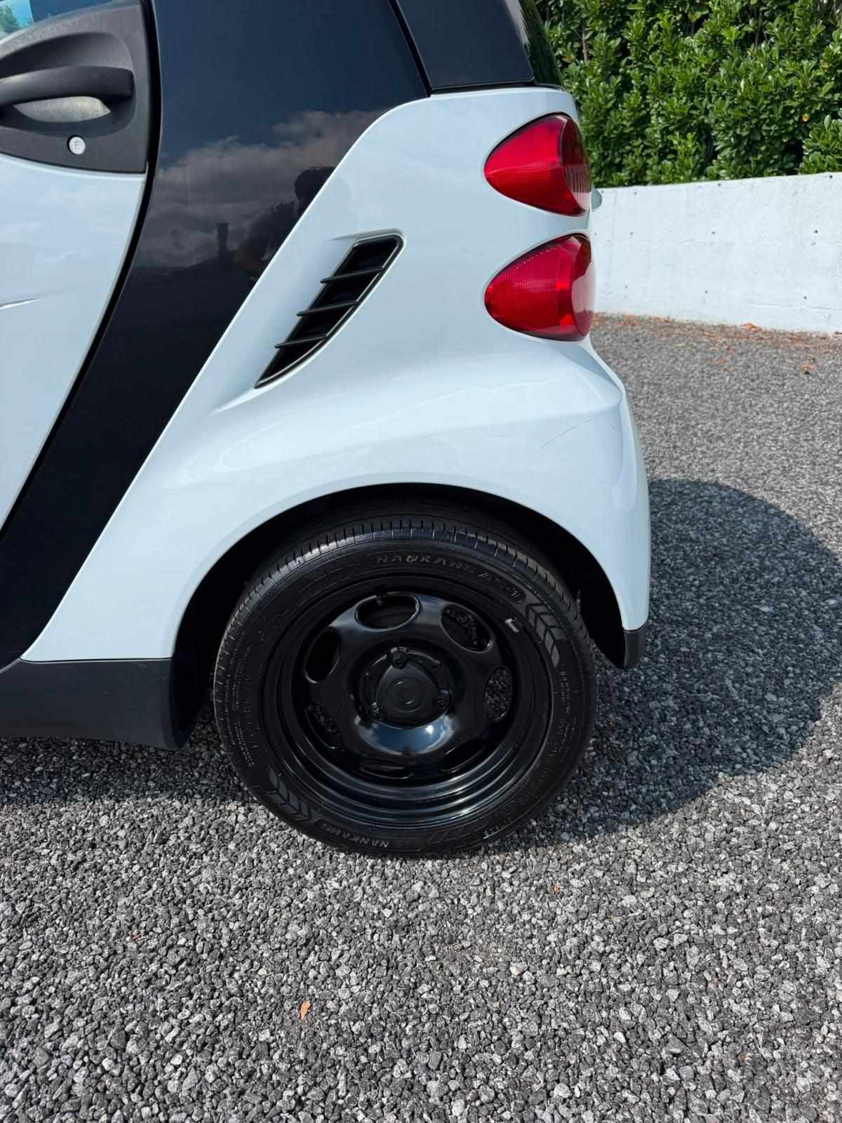 smart-fortwo-2009-diesel-799cc