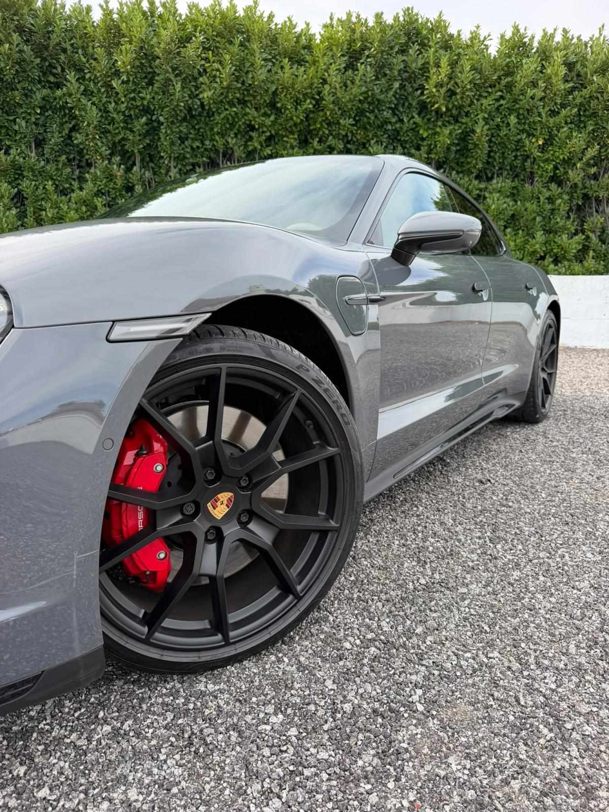 porsche-taycan-2025-eletrico-0cc
