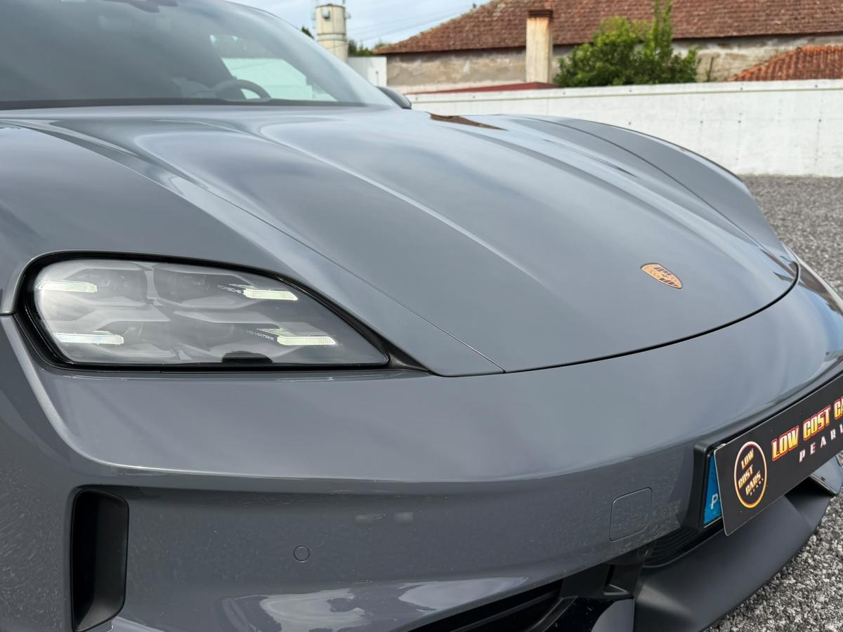 porsche-taycan-2025-eletrico-0cc