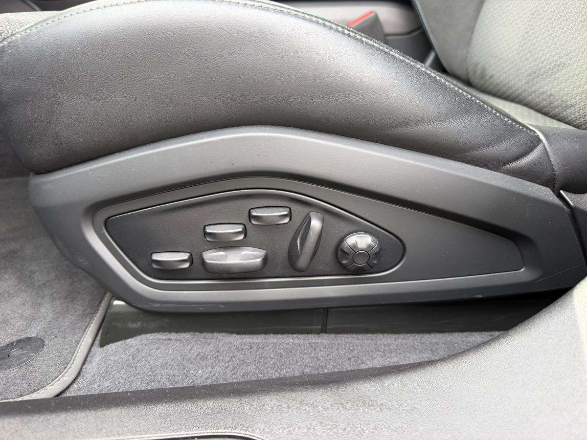 porsche-taycan-2025-eletrico-0cc