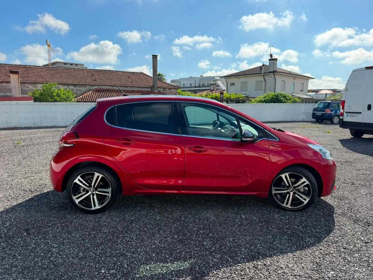 peugeot-208-2019-gasolina-1199cc