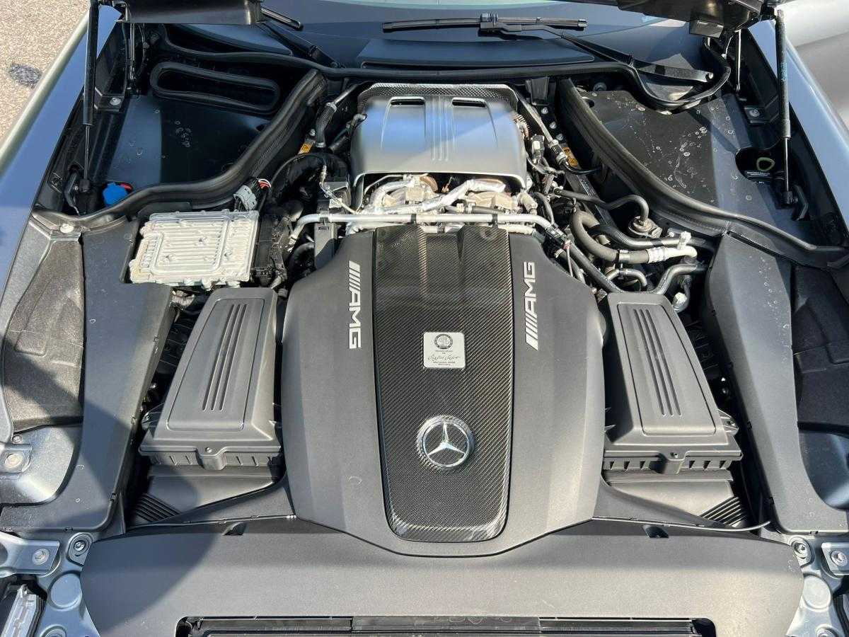 mercedes-benz-amg-gt-2019-gasolina-3982cc