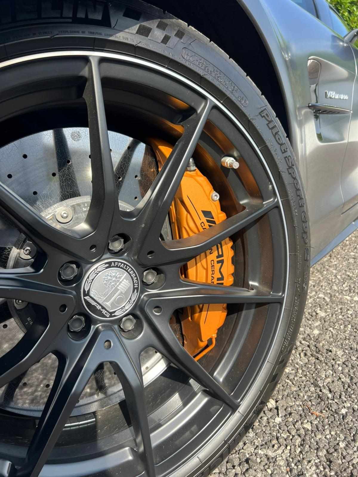 mercedes-benz-amg-gt-2019-gasolina-3982cc