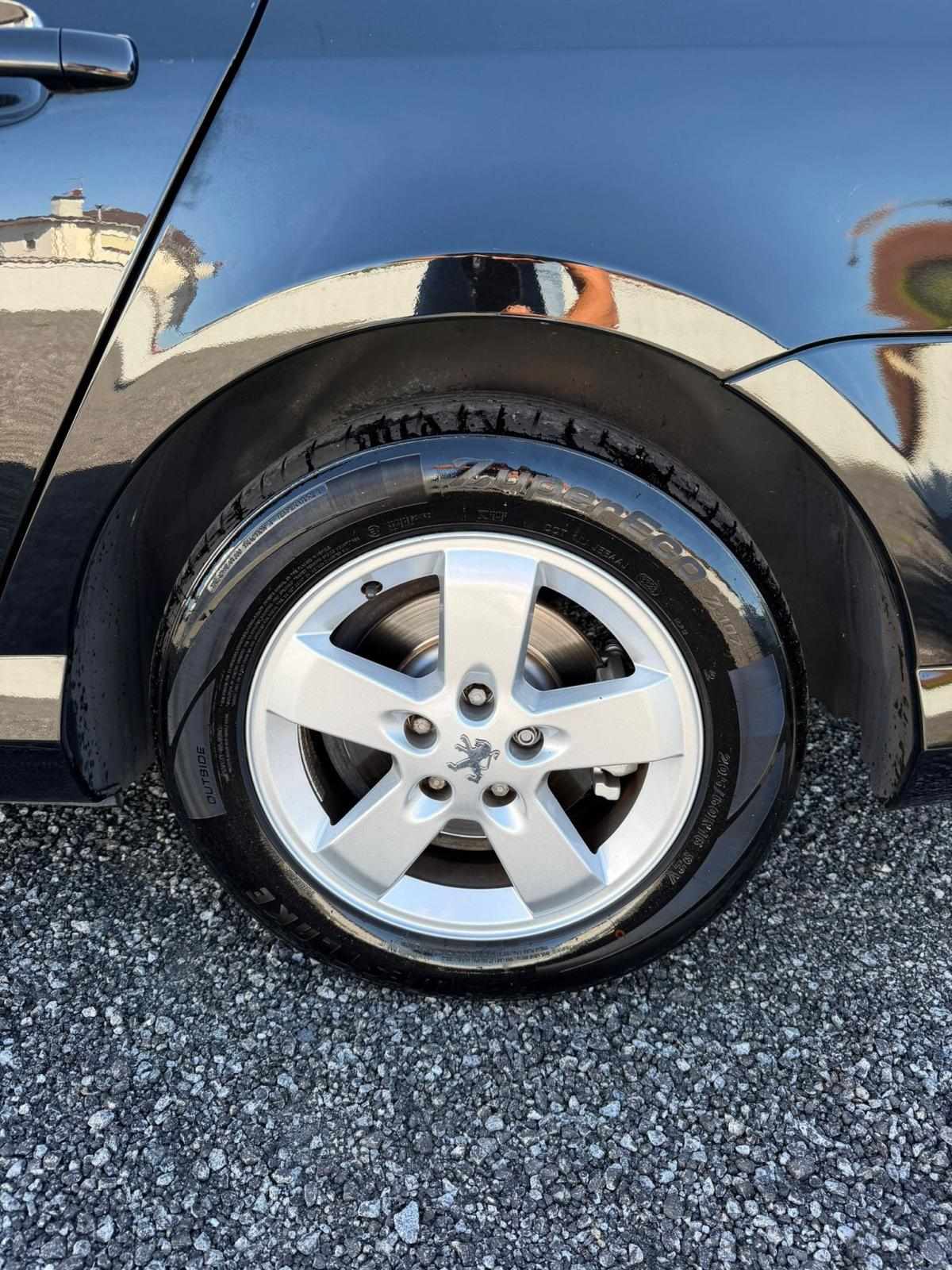 peugeot-407-sw-2008-diesel-1560cc